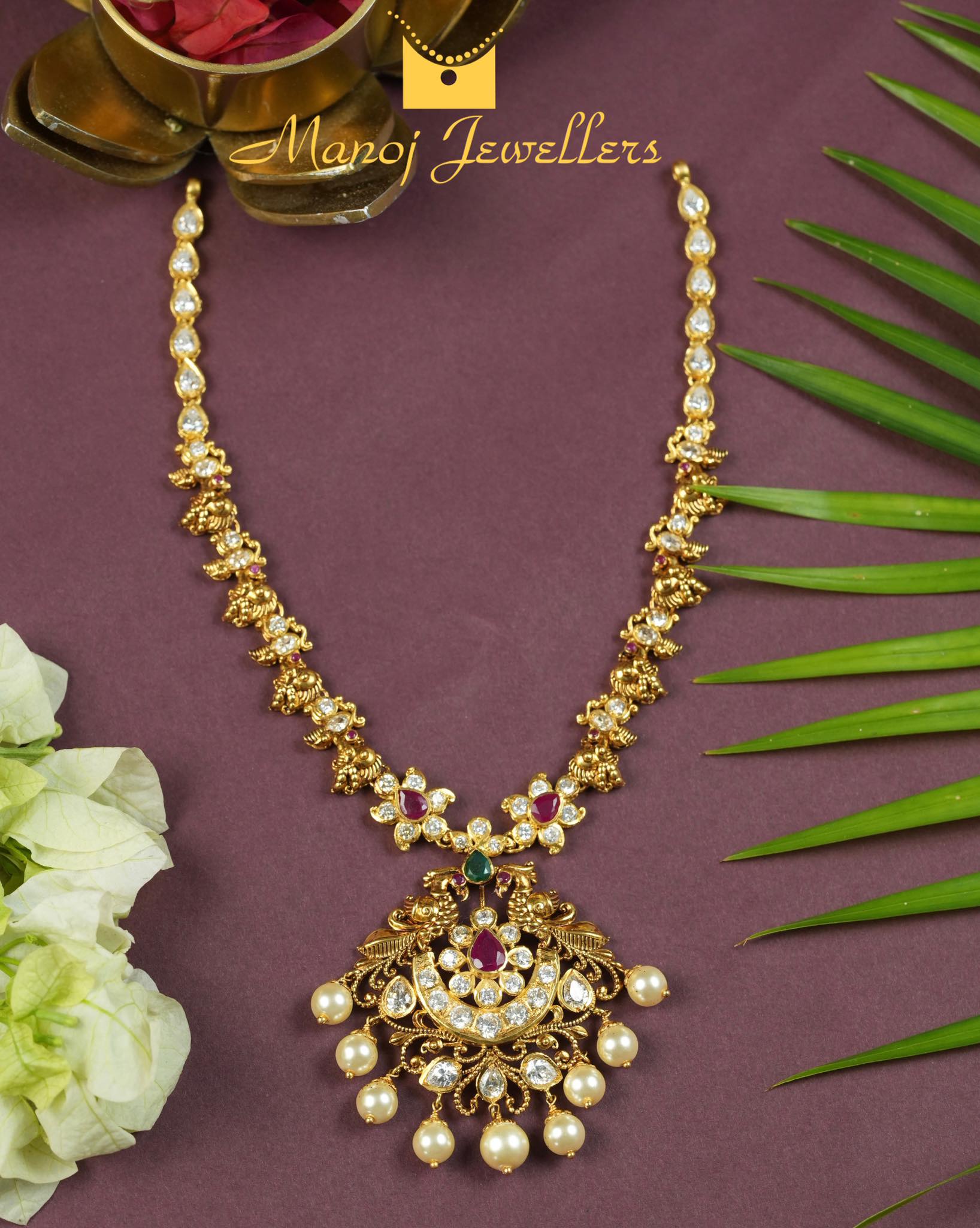 Manoj Jewellers Latest Stunning Earrings